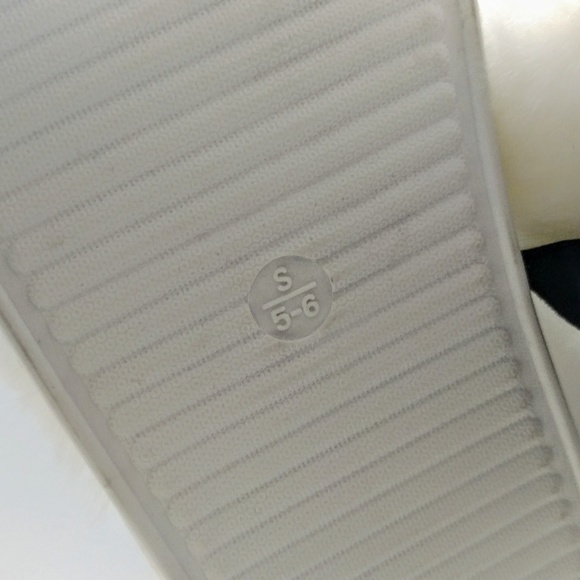 Kate Spade White Fuzzy Slippers with Black Bows - Picture 5 of 6